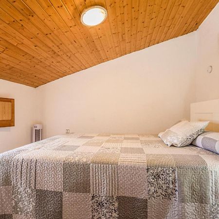 Awesome Home In Riells I Viabrea With Wifi Breda Exteriör bild