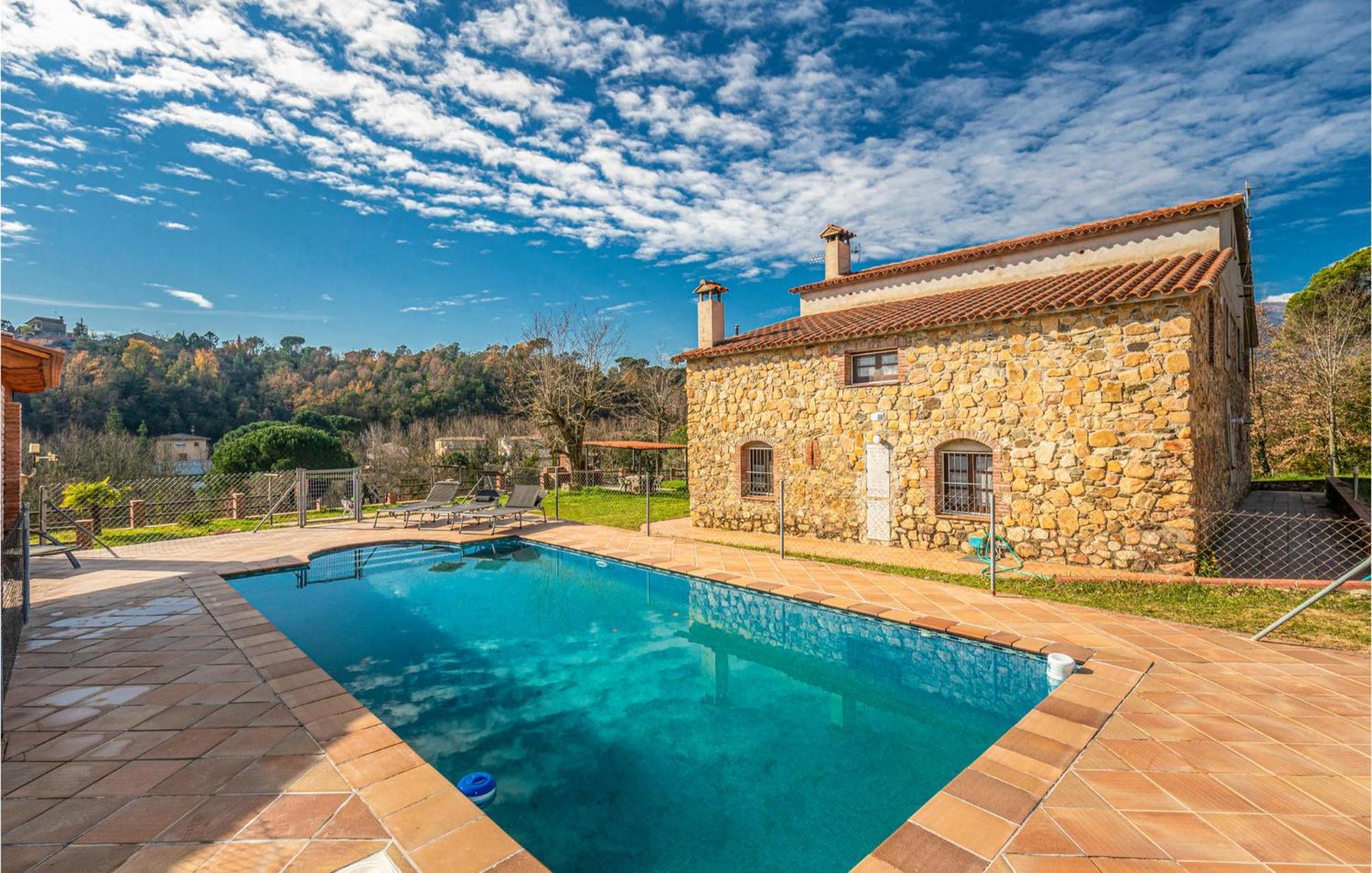 Awesome Home In Riells I Viabrea With Wifi Breda Exteriör bild
